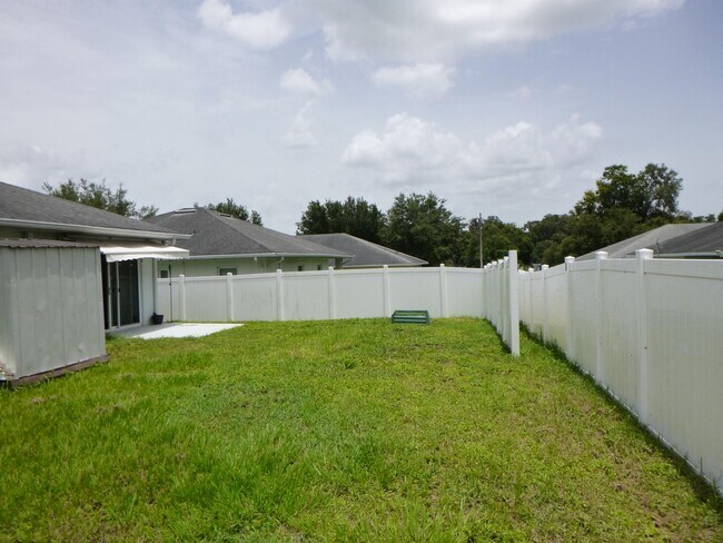 Building Photo - 36826 Annika Way