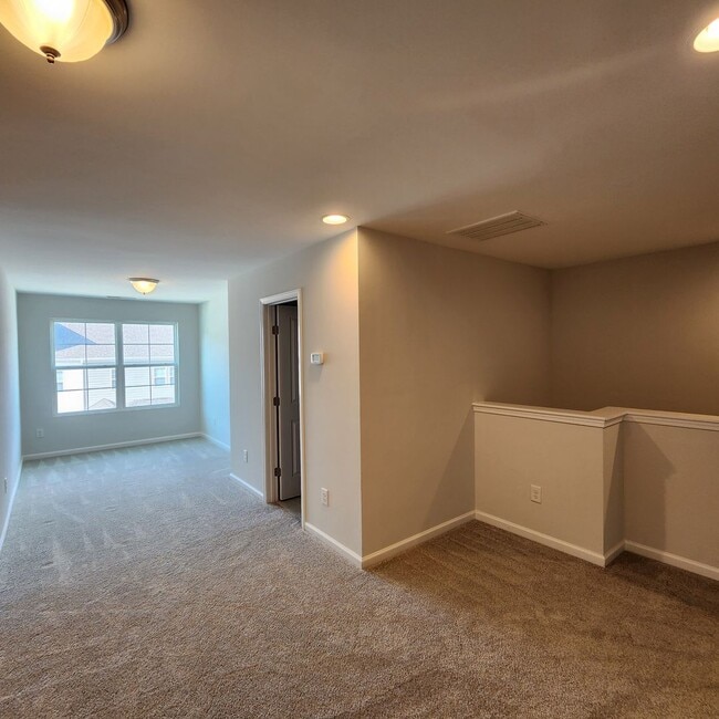 Building Photo - Townhome for Rent Durham