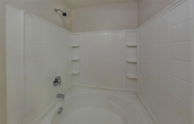 Building Photo - AVAILABLE NOW