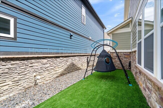 Building Photo - 9239 Hawley Dr