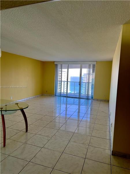 Building Photo - 3800 S Ocean Dr