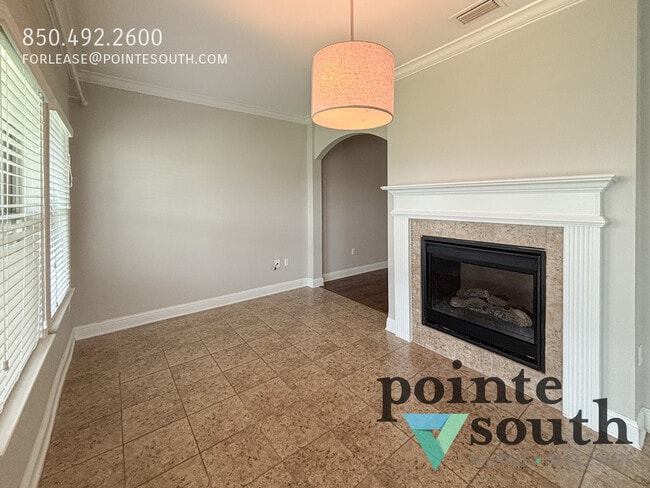 Building Photo - 24119 Weatherbee Park Dr