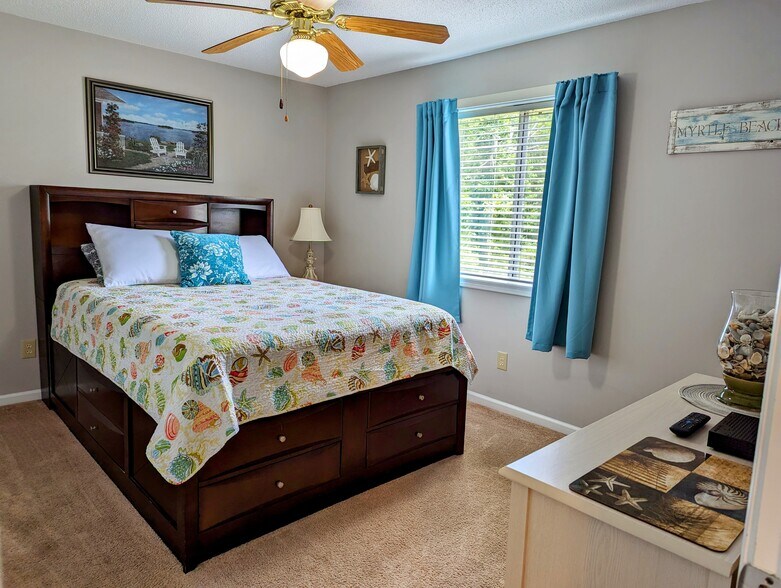 Building Photo - 1460 Blue Tree Ct