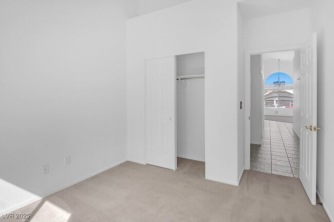 Building Photo - 1111 Heaton Ave