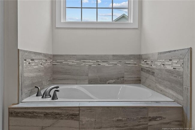 Building Photo - 5527 Mountain Run Dr