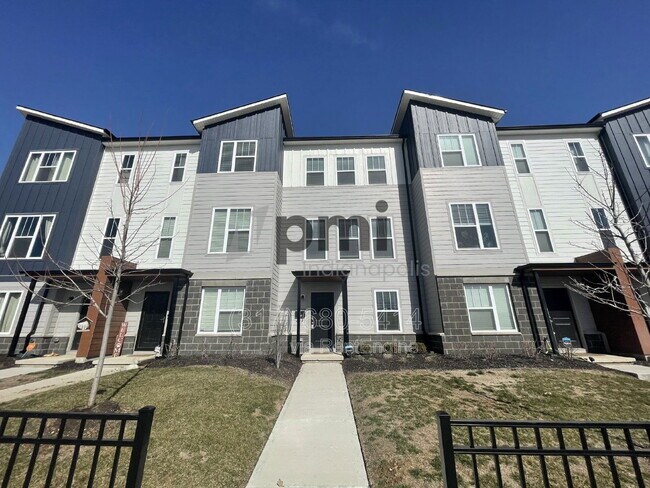 Primary Photo - 2948 W New York St