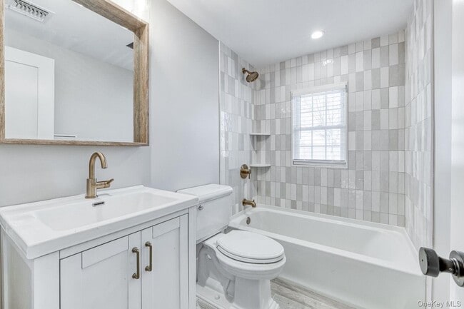 Building Photo - 2327 Volante Pl