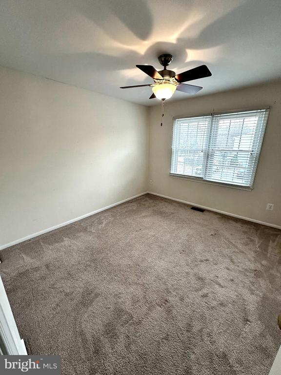 Building Photo - 7943 Timarand Ct