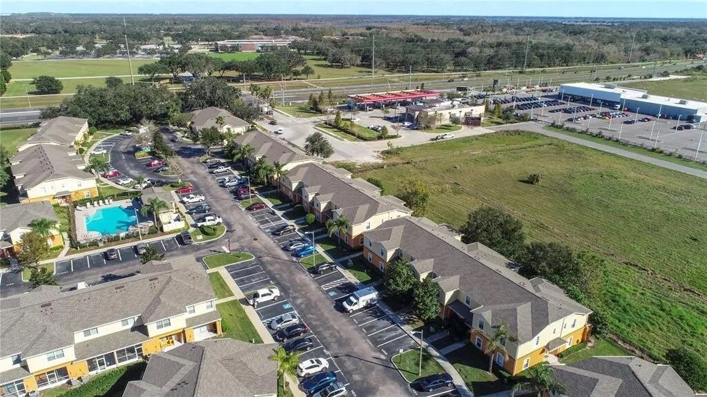 Building Photo - 4093 Shade Tree Ln