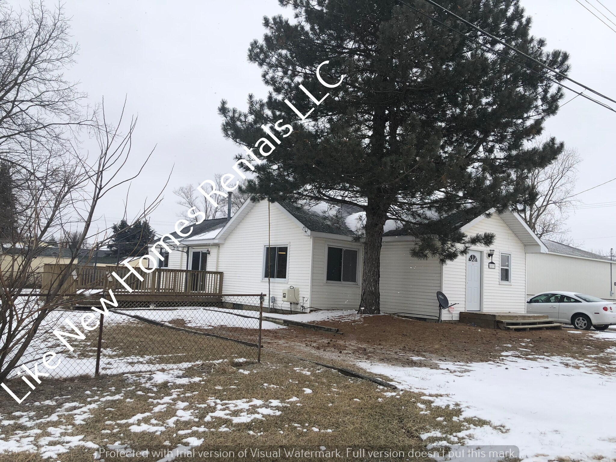 Building Photo - 3273 Berent St