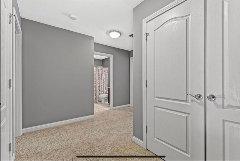 Building Photo - 4464 Stuart Hall Blvd
