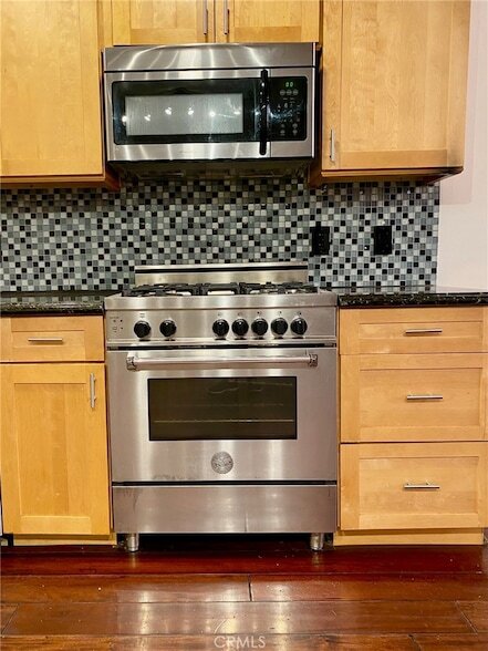 Building Photo - 35 N Raymond Ave