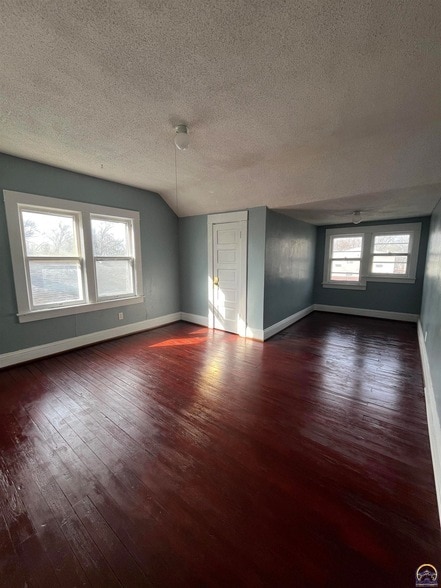 Building Photo - 810 Exchange St