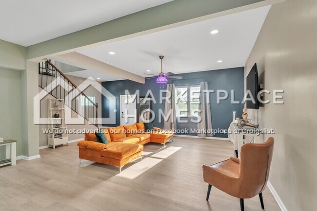 Building Photo - 1917 N College Ave