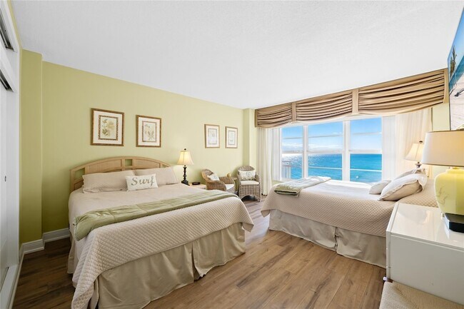 Building Photo - 3850 Galt Ocean Dr