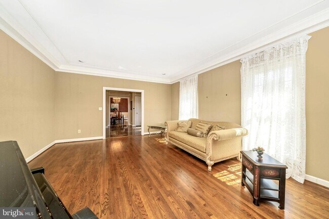 Building Photo - 12929 Esworthy Rd