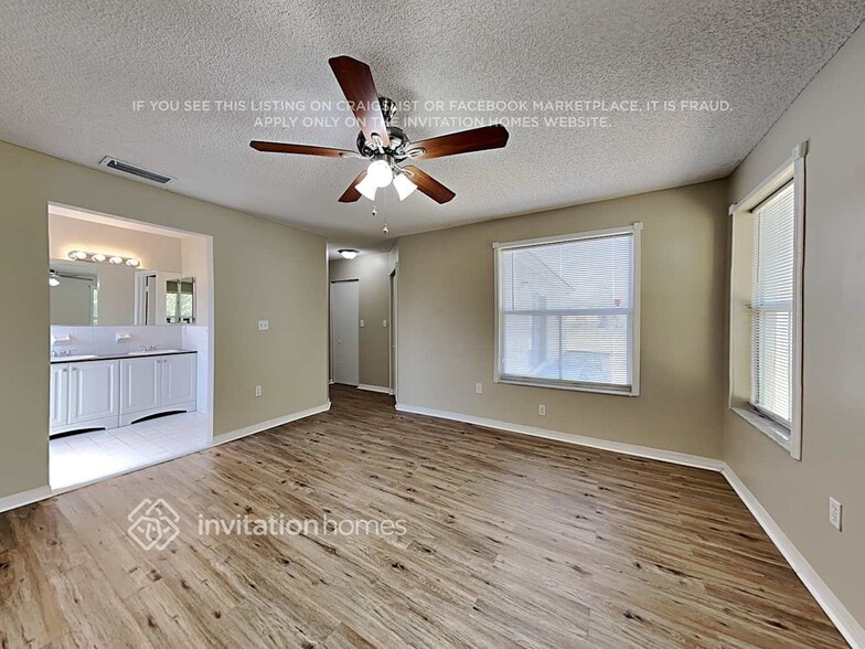 Building Photo - 10711 SW 167th St