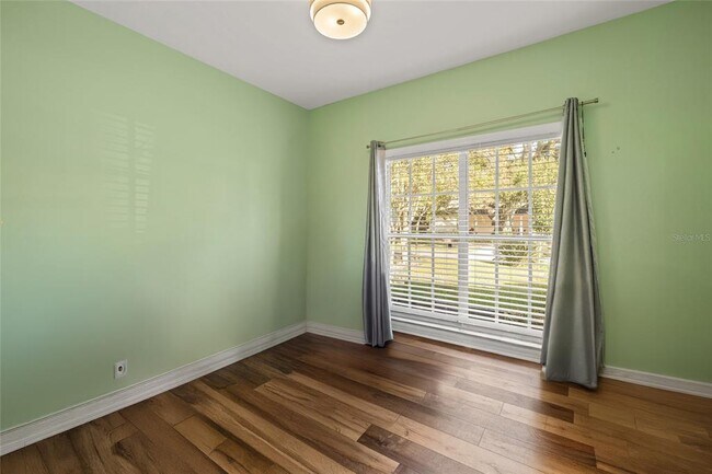 Building Photo - 4102 W Sevilla St