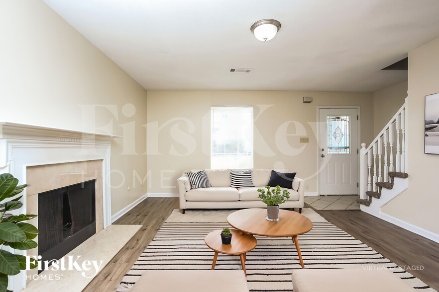 Building Photo - 1579 Belle Trees Dr