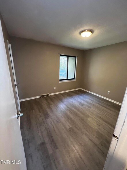 Building Photo - 1419 Colony Park Dr