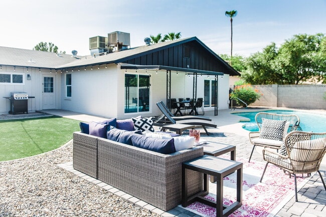 Building Photo - 3425 N 85th St