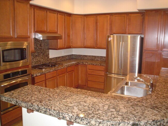 Building Photo - Damonte Ranch Villages Gated Community