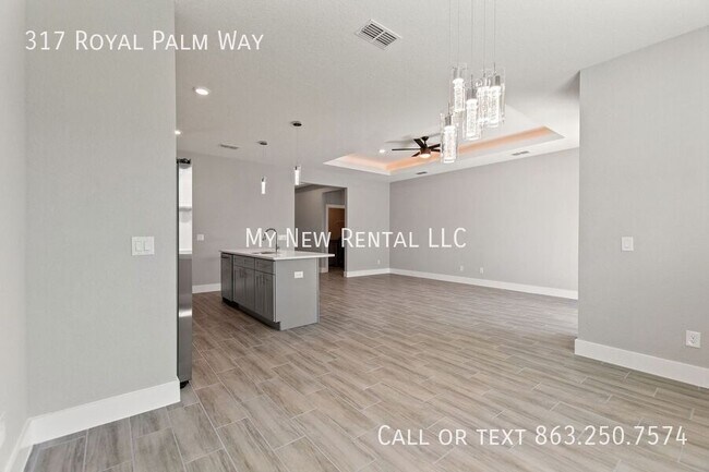 Building Photo - 317 Royal Palm Wy