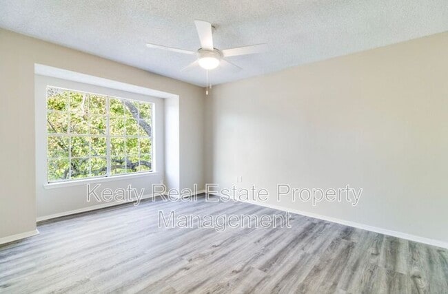 Building Photo - 107 Meudon St