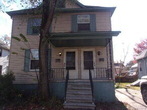 Building Photo - 507 W Lincoln Ave