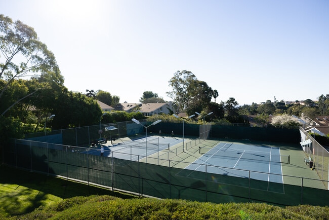 Building Photo - 2274 Caminito Castillo