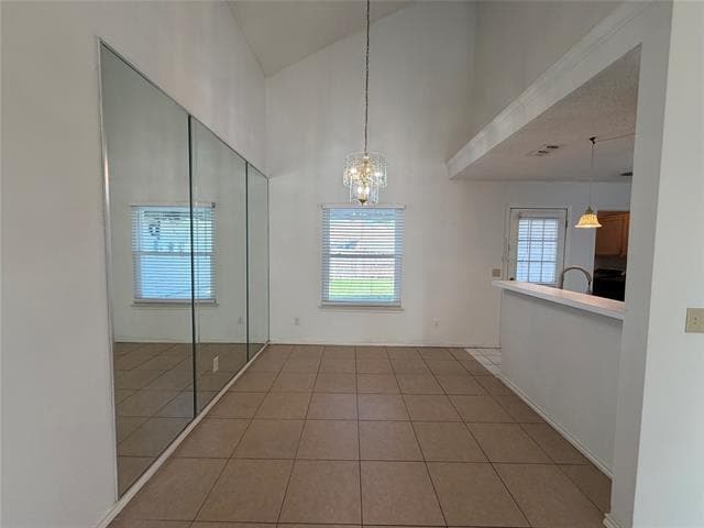 Building Photo - 805 Hillbrooke Dr