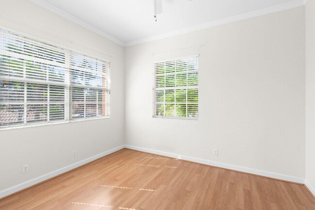 Building Photo - 8098 NW 128th Ln