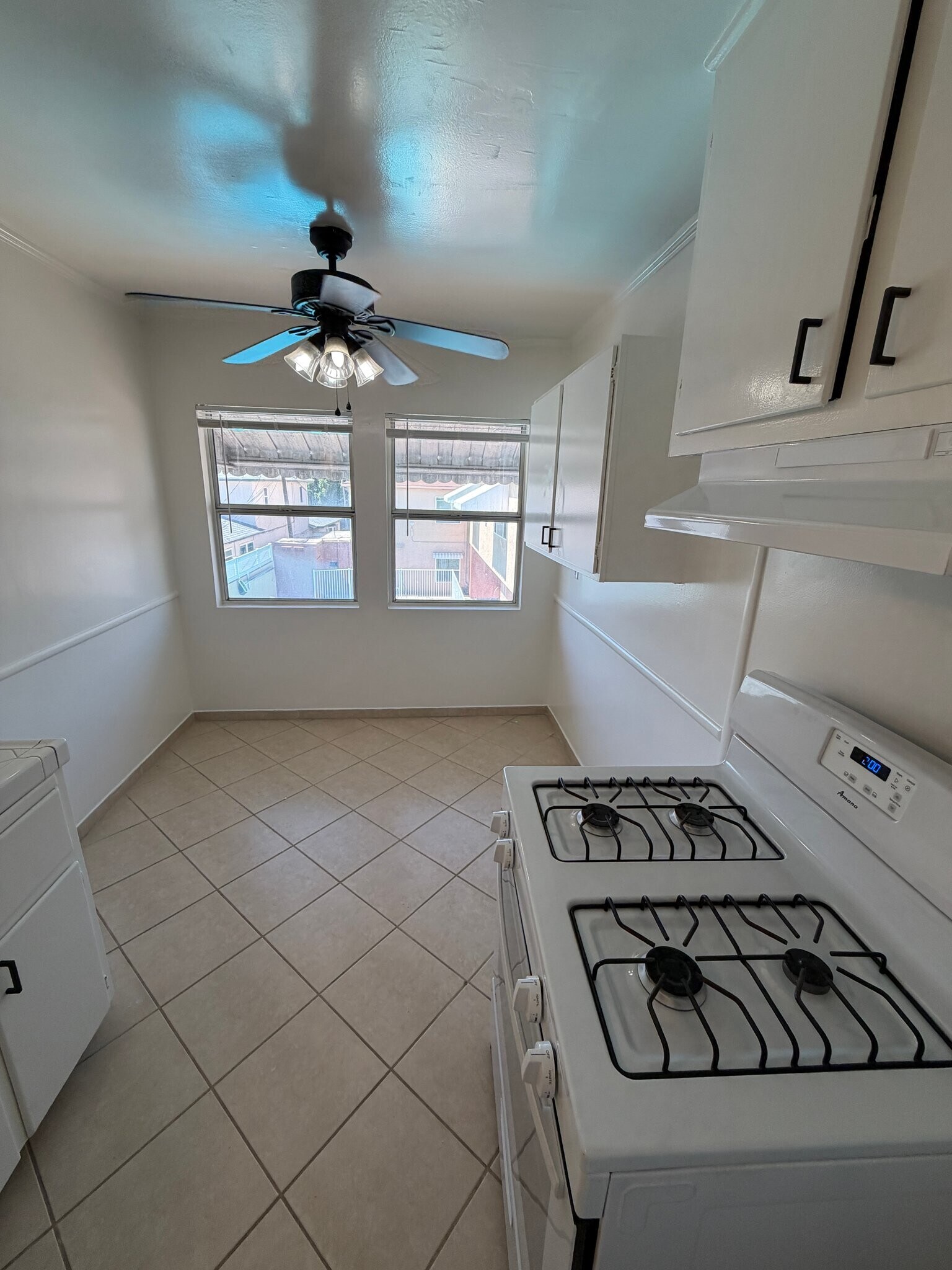 Building Photo - 918 N Market St