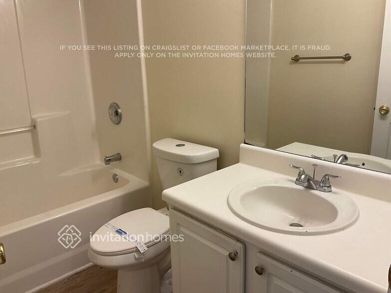 Building Photo - 1529 Hillary Cove Ct