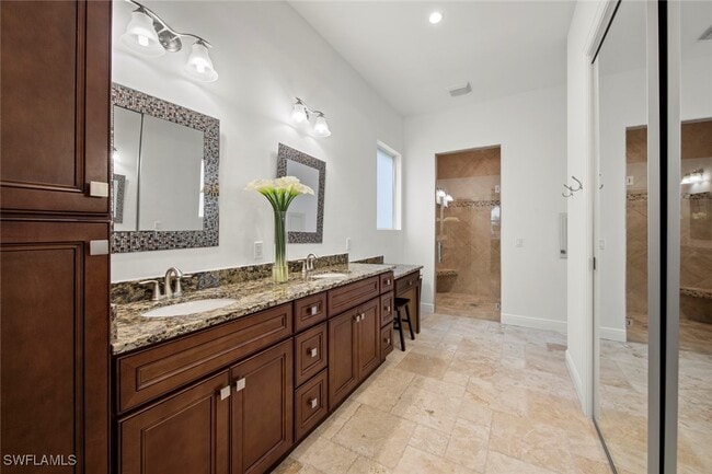 Building Photo - 27153 Barefoot Ln