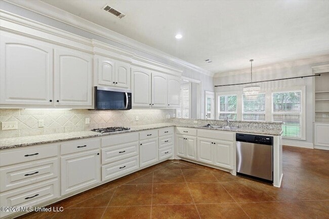 Building Photo - 143 Sonnett Cir