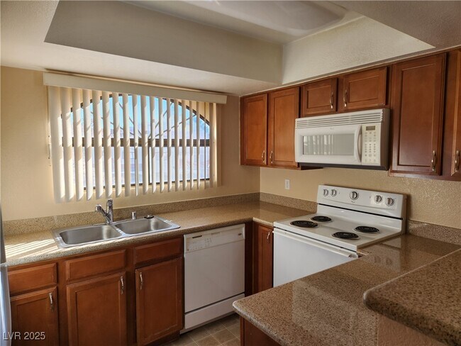 Building Photo - 8455 W Sahara Ave