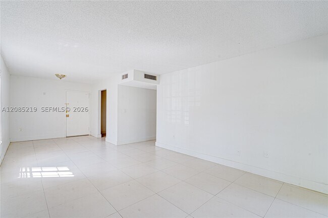 Building Photo - 5102 NW 79th Ave