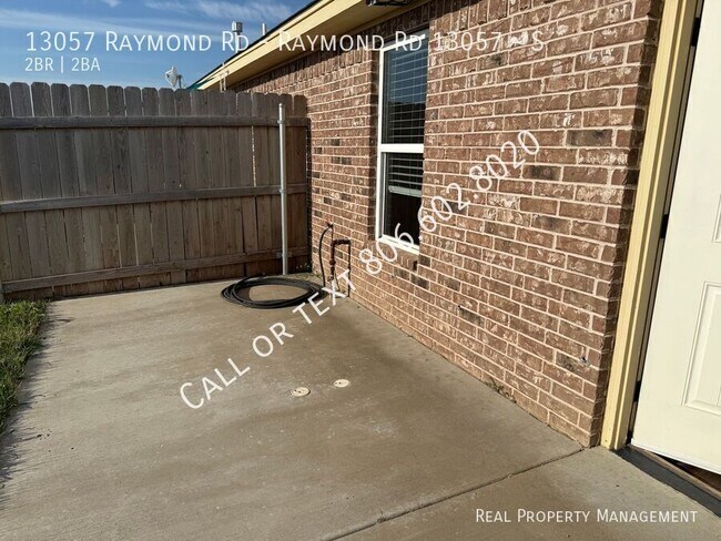 Building Photo - 13057 Raymond Rd