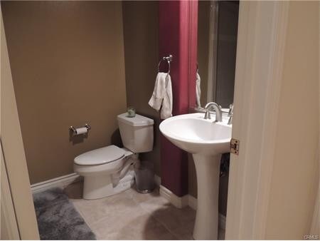 Building Photo - 12 La Canada