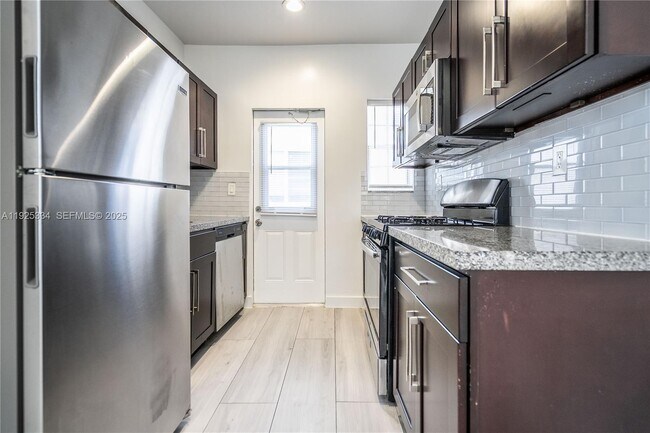 Building Photo - 330 84th St