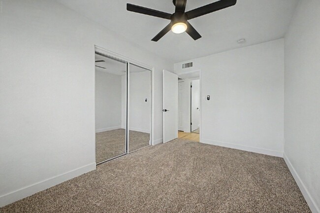 Building Photo - 2303 E Inverness Ave