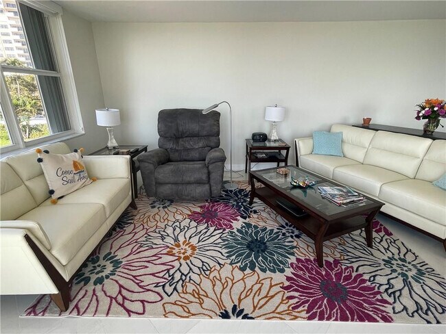 Building Photo - 5200 N Ocean Blvd