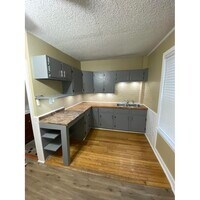 Building Photo - 166 Newland Ave