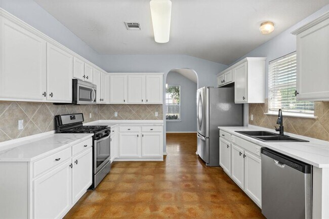 Building Photo - 3321 Winding River Trail