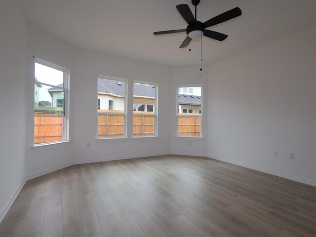 Building Photo - 13211 Keefer Dr