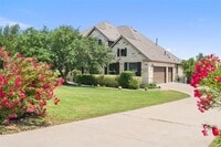 Building Photo - 21909 Esmeralda Dr