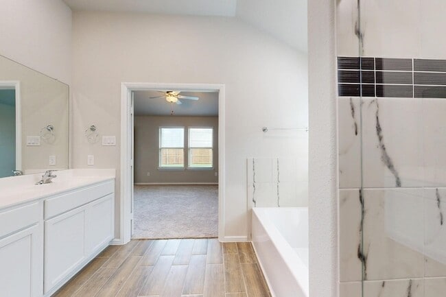 Building Photo - 1704 Gulin St