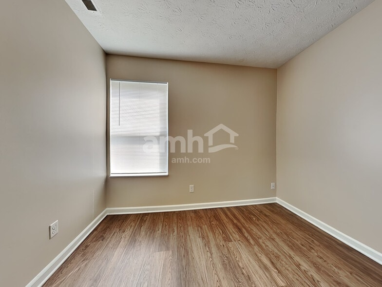 Building Photo - 3416 Montgomery Dr