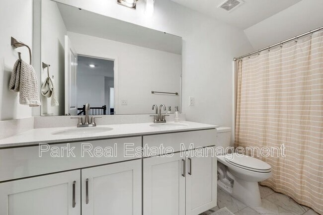 Building Photo - 1017 Prominence Dr